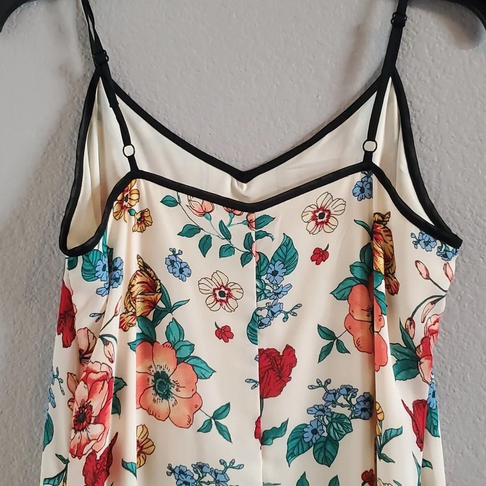Floral Maxi Dress - Picture 3 of 13